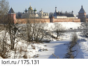 Суздаль. Вид с моста через реку Каменку (2008 год). Редакционное фото, фотограф Бондаренко Сергей / Фотобанк Лори