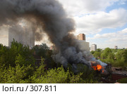 Пожар в старом квартале Перми (2006 год). Стоковое фото, фотограф Harry / Фотобанк Лори