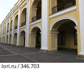 Гостиный двор. Перинная линия. Петербург (2008 год). Редакционное фото, фотограф Юлия Подгорная / Фотобанк Лори