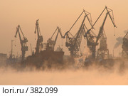 Подъемные краны в морском порту. Стоковое фото, фотограф Георгий Солодко / Фотобанк Лори