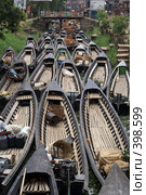 Лодки в канале (2008 год). Стоковое фото, фотограф Валерий Шанин / Фотобанк Лори
