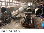 Заводской цех, завод НПО "Криогенмаш", Балашиха (2008 год). Редакционное фото, фотограф Дмитрий Неумоин / Фотобанк Лори