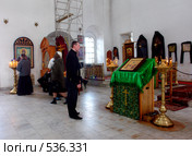 В Знаменской церкви. Абалакского Свято-Знаменского мужского монастыря. Село Абалак Тюменской области. Редакционное фото, фотограф Александр Тараканов / Фотобанк Лори