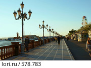 Владивосток, набережная, Японское море (2008 год). Редакционное фото, фотограф Анатолий Никитин / Фотобанк Лори