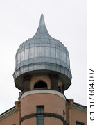 Башенка на углу дома. Стоковое фото, фотограф Тарановский Д. / Фотобанк Лори
