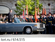 Министр обороны России на параде Победы 9 мая (2008 год). Редакционное фото, фотограф Алексей Бок / Фотобанк Лори