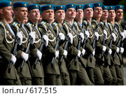 На военном параде Победы 9 мая 2008 года в Москве на Красной площади. Прохождение войск Российской армии. Редакционное фото, фотограф Алексей Бок / Фотобанк Лори