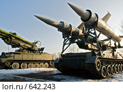 Экспонаты военной техники музея на Соколовой горе города Саратова. Мобильная пусковая установка комплекса ПВО (2007 год). Редакционное фото, фотограф Алексей Бок / Фотобанк Лори