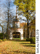Ворота потешной крепости Петра III. Ораниенбаум (2008 год). Редакционное фото, фотограф Александр Щепин / Фотобанк Лори