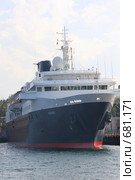 Корабль "Минерва", Севастополь (2008 год). Редакционное фото, фотограф Дмитрий Неумоин / Фотобанк Лори