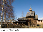 Вологодская область. Город Кириллов. Кирилло-Белозерский монастырь. Церковь Ризоположения (2009 год). Редакционное фото, фотограф Валерий Ситников / Фотобанк Лори