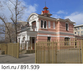 Г. Чита, дом архитектора Никитина, памятник архитектуры конца XIX-начало XX вв. (2008 год). Стоковое фото, фотограф Геннадий Соловьев / Фотобанк Лори
