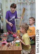Ох, уж эти деточки! Стоковое фото, фотограф Мария Зубарева / Фотобанк Лори