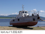 Катер-буксир (2009 год). Редакционное фото, фотограф Валерий Митяшов / Фотобанк Лори