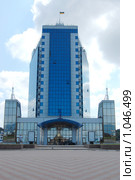 Современное бизнес здание (2009 год). Редакционное фото, фотограф Федор Болба / Фотобанк Лори