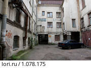 Санкт-Петербург, дворик в центре (2009 год). Стоковое фото, фотограф Андрюхина Анастасия / Фотобанк Лори