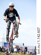 Соревнования по Bmx (2009 год). Редакционное фото, фотограф Александр Подшивалов / Фотобанк Лори