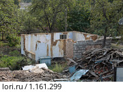 Процесс сноса старого дома из глины. Стоковое фото, фотограф Георгий Солодко / Фотобанк Лори