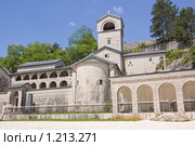 Цетинье. Богородицкий монастырь (2009 год). Стоковое фото, фотограф Илюхина Наталья / Фотобанк Лори