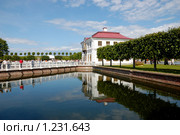 Дворец Марли, Нижний парк, Петергоф (2007 год). Редакционное фото, фотограф Моисеева Галина / Фотобанк Лори