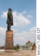 Памятник В.И. Ленину на площади Ленина. Тула (2004 год). Редакционное фото, фотограф Виктор Савушкин / Фотобанк Лори