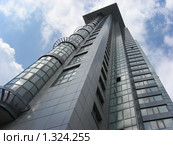 Громадный высотный   комплекс на Русаковской улице, Москва (2008 год). Стоковое фото, фотограф lana1501 / Фотобанк Лори
