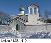 Псков. Церковь Нерукотворного Образа. XV век (2006 год). Стоковое фото, фотограф Наталия Журавлёва / Фотобанк Лори