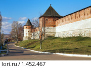 Стены и башни Зарайского кремля (2009 год). Редакционное фото, фотограф Михаил Марковский / Фотобанк Лори