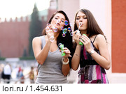 Мыльные пузыри. Стоковое фото, фотограф Андрей Аркуша / Фотобанк Лори