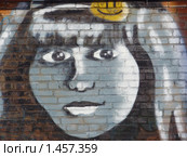 Лицо девушки в серых тонах. Граффити на кирпиче (2010 год). Редакционное фото, фотограф Денис Кравченко / Фотобанк Лори