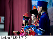 Девушки в бурятском наряде (2010 год). Редакционное фото, фотограф Александр Подшивалов / Фотобанк Лори