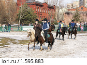 Всадники (Круг катания на пони) (2010 год). Редакционное фото, фотограф Валерия Попова / Фотобанк Лори