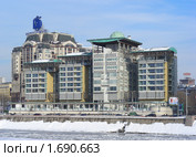 "Внешэкономбанк" на Смоленской набережной. Москва. Россия (2010 год). Редакционное фото, фотограф lana1501 / Фотобанк Лори