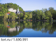Церковь Святого Мартина. Озеро Блед. Словения. (2009 год). Стоковое фото, фотограф Вадим Хомяков / Фотобанк Лори