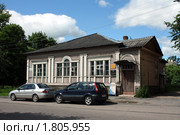 Деревянное здание. Гатчина (2010 год). Редакционное фото, фотограф Корчагина Полина / Фотобанк Лори