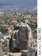Вид на древние поселения и город Угрюп и в Турции (2010 год). Редакционное фото, фотограф Раппопорт Михаил / Фотобанк Лори