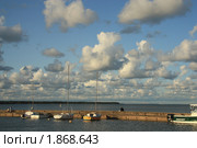 Залив, набережная, яхты (2009 год). Редакционное фото, фотограф Алина / Фотобанк Лори