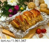 Мясо, запеченное в фольге "Книжка" Стоковое фото, фотограф Ольга Иванова / Фотобанк Лори