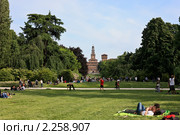 Парк Семпионе в Милане (Parco Sempione) (2010 год). Редакционное фото, фотограф Сергей Якуничев / Фотобанк Лори