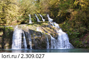 Каскад водопадов на реке Безуменка в Сочи (2011 год). Редакционное фото, фотограф Анна Мартынова / Фотобанк Лори