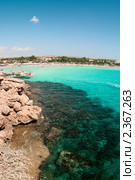 Вид на пляж Nissi Beach с моря. Город Aya-Napa, Кипр (2010 год). Стоковое фото, фотограф Кекяляйнен Андрей / Фотобанк Лори