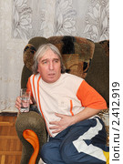 Мужчина болен гастритом (2011 год). Редакционное фото, фотограф Анна Мартынова / Фотобанк Лори