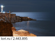 Ночной пейзаж с маяком. Ночное море при луне. (2007 год). Стоковое фото, фотограф Маргарита Герм / Фотобанк Лори
