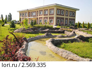Офис стекло-тарного завода. Краснодарский край, город Крымск. (2011 год). Стоковое фото, фотограф Федор Королевский / Фотобанк Лори