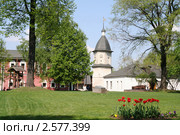 Вид в Андрониковом монастыре в Москве (2006 год). Редакционное фото, фотограф Солодовникова Елена / Фотобанк Лори