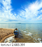 Старая лодка на берегу озера (Свитязь, Украина) Стоковое фото, фотограф Юрий Брыкайло / Фотобанк Лори