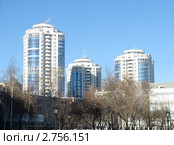 Новостройки в Екатеринбурге на улице Радищева (2011 год). Стоковое фото, фотограф Людмила Банникова / Фотобанк Лори