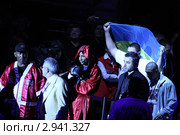 Боксёрский поединок Исмаил Силлах (Украина/США) - Али Исмаилов (Азербайджан/Россия) Первый тяжелый вес (до 91 кг) (2011 год). Редакционное фото, фотограф Дмитрий Неумоин / Фотобанк Лори