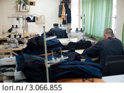 Арестантские будни. Швейный цех (2011 год). Редакционное фото, фотограф Александр Подшивалов / Фотобанк Лори