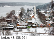 Плёс. Вид с Соборной горы на Волгу и Варваринскую церковь (2012 год). Стоковое фото, фотограф Румянцева Наталия / Фотобанк Лори
